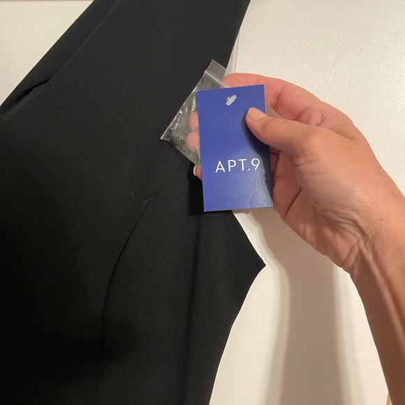 Black Jumpsuit NWT - Picture 3 of 6